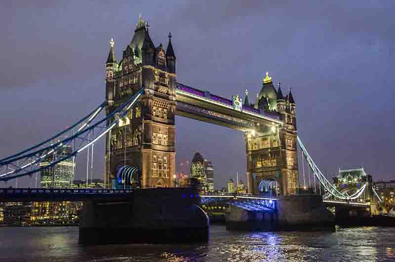 70 - Inglaterra - Londres - Tower Bridge